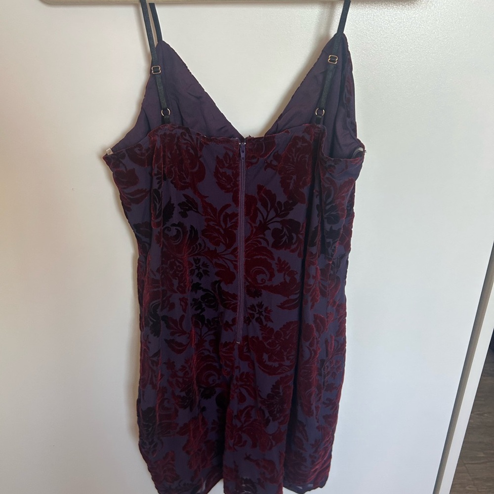 🆕 Lulu’s Dress Privy Purple Plum Floral Velvet Bodycon Mini Dress - Picture 12 of 13